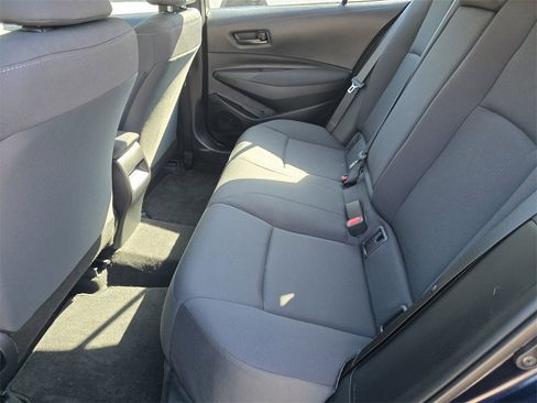 Certified 2025 Toyota Corolla LE image 21
