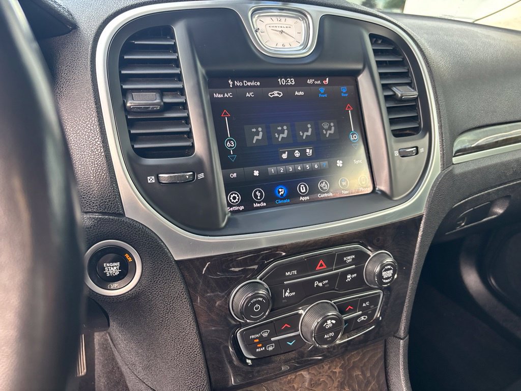 Used 2019 Chrysler 300 Limited w/ Safetytec Plus Group RWD image 9