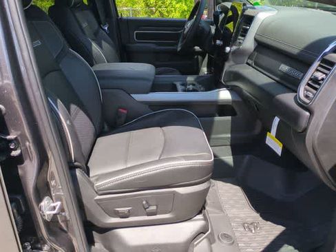 New 2026 RAM 2500 Laramie AWD/4WD image 23