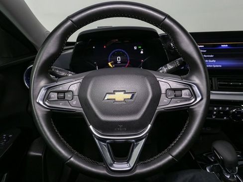 Used 2024 Chevrolet Trax LT w/ Driver Confidence Package image 29