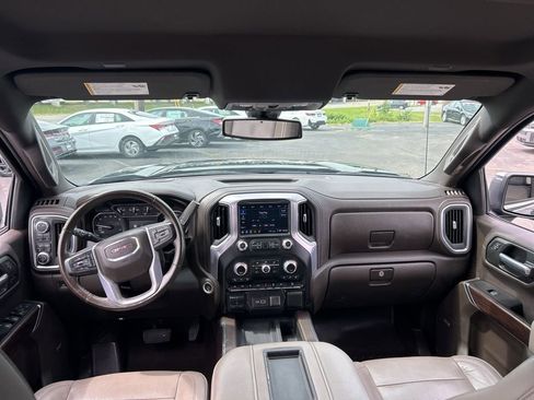 Used 2020 GMC Sierra 1500 SLT w/ SLT Premium Plus Package AWD/4WD image 22