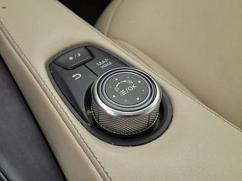Used 2019 INFINITI QX50 Luxe w/ Navigation Package FWD image 30