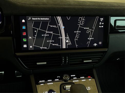 Used 2022 Porsche Cayenne Turbo GT image 22