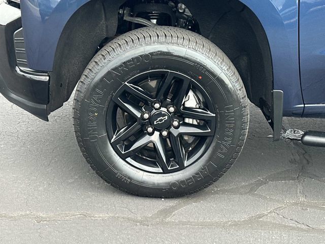 Certified 2021 Chevrolet Silverado 1500 LT Trail Boss w/ Convenience Package II AWD/4WD image 31