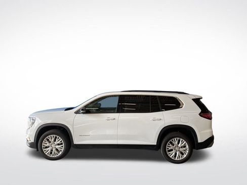 Used 2024 GMC Acadia Elevation image 16