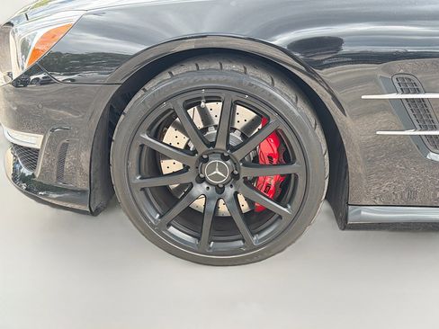 Used 2016 Mercedes-Benz SL 63 AMG w/ Driver Assistance Package image 39