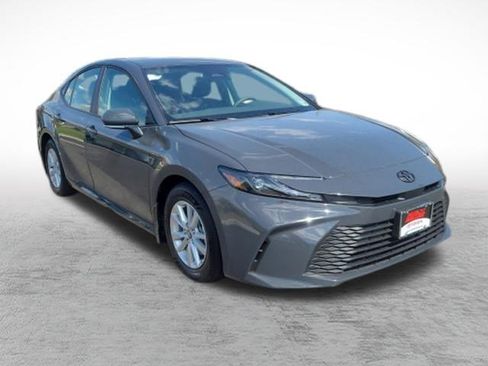 Certified 2025 Toyota Camry LE w/ Convenience Package FWD image 3