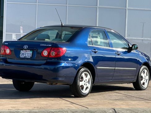Used 2005 Toyota Corolla CE image 4