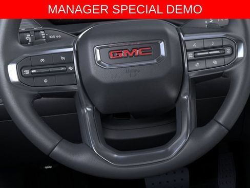 Used 2026 GMC Acadia Elevation w/ Elevation Premium Package AWD/4WD image 19