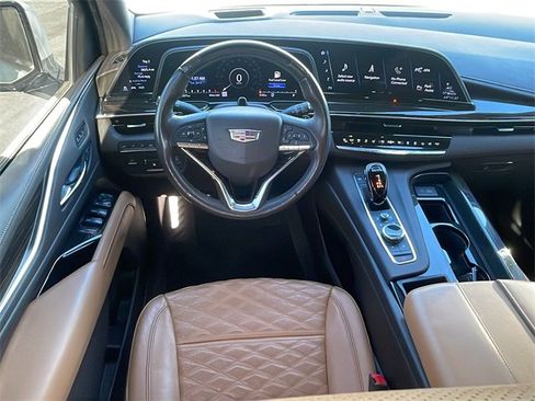 Used 2022 Cadillac Escalade ESV Premium Luxury w/ Performance Package image 19