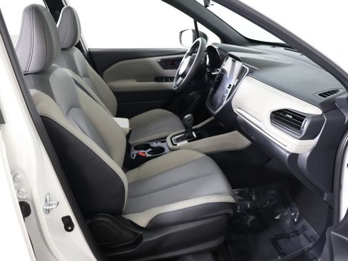 Used 2025 Subaru Forester Premium AWD/4WD image 33