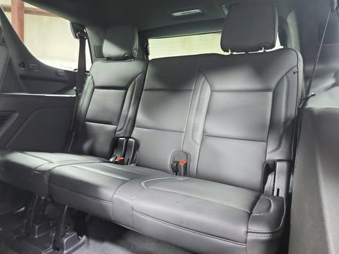 Used 2025 GMC Yukon Denali AWD/4WD image 44