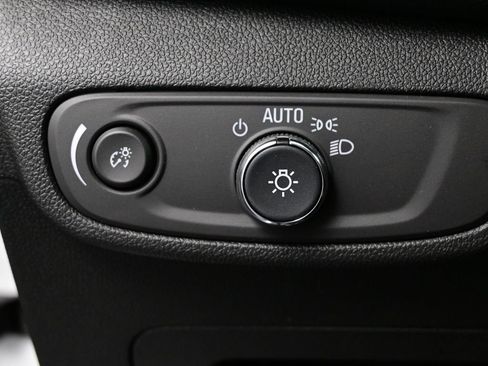 New 2026 Chevrolet TrailBlazer LT w/ Convenience Package FWD image 24