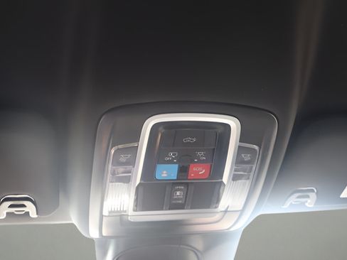 New 2026 RAM 2500 Laramie w/ Sport Appearance Package AWD/4WD image 23