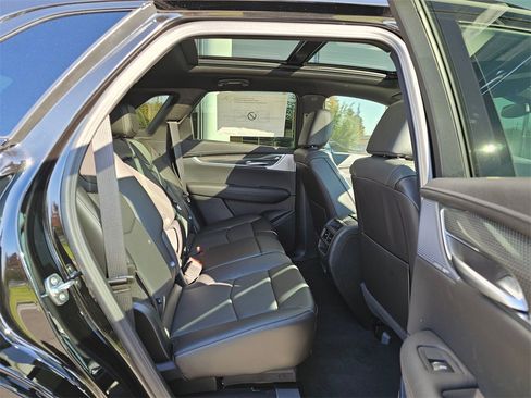 New 2025 Cadillac XT5 Sportv w/ LPO, Floor Liner Package image 13