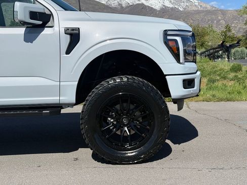 Used 2025 Ford F150 Lariat w/ Equipment Group 502A High AWD/4WD image 3