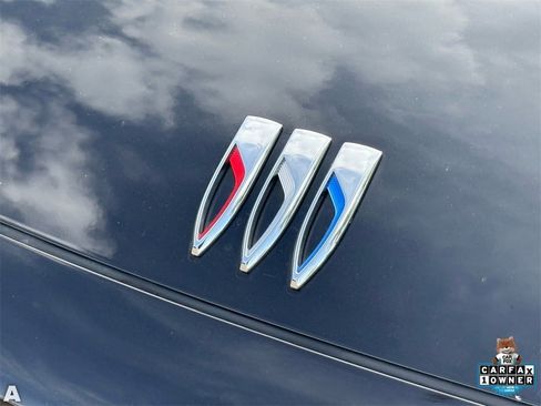 Used 2025 Buick Envision Sport Touring image 32