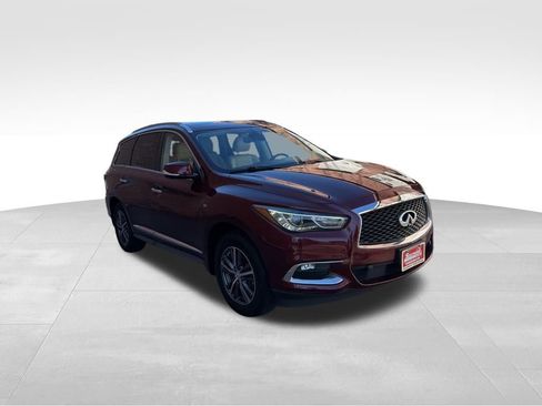 Used 2019 INFINITI QX60 Luxe w/ Essential Package image 8