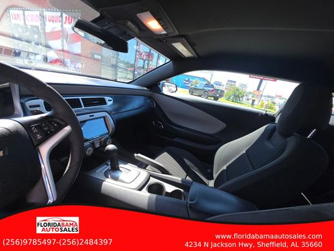 Used 2015 Chevrolet Camaro LS RWD image 10