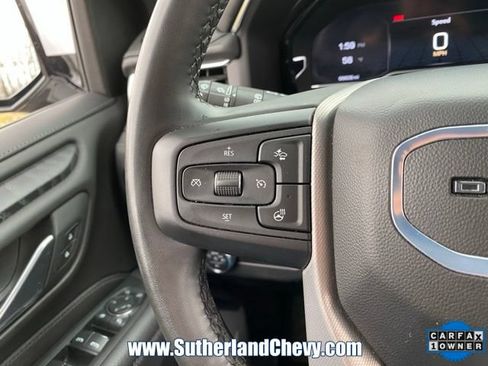 Used 2024 GMC Yukon XL Denali AWD/4WD image 23