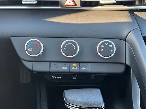 New 2026 Hyundai Elantra SE image 31