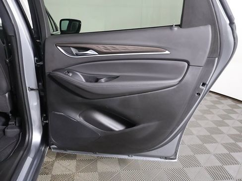 Used 2023 Buick Enclave Avenir w/ Avenir Technology Package image 34