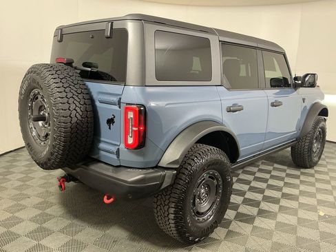 Used 2025 Ford Bronco Badlands image 5