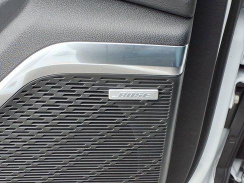 Used 2025 Buick Enclave Sport Touring image 23