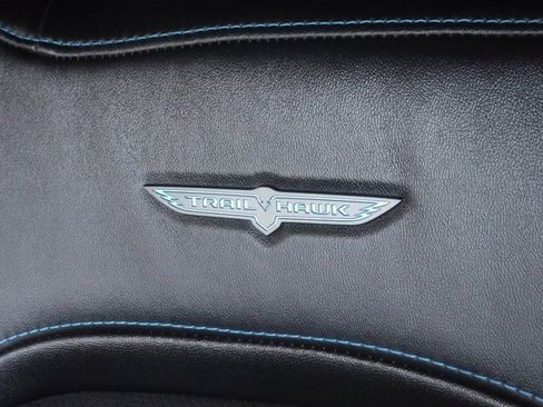 Used 2023 Jeep Grand Cherokee Trailhawk w/ Luxury Tech Group III image 28