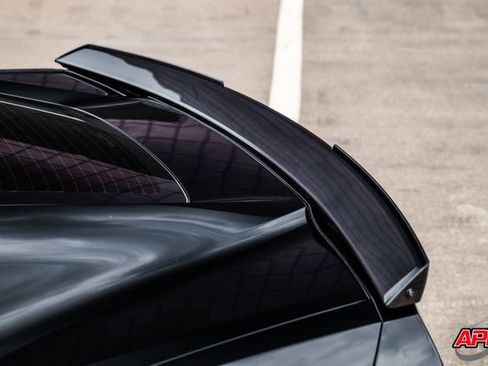 Used 2015 Chevrolet Corvette Z06 w/ 2LZ Preferred Equipment Group image 32