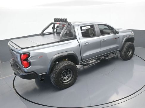 Used 2025 Chevrolet Colorado ZR2 w/ Technology Package AWD/4WD image 57