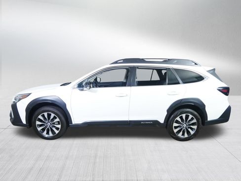 Used 2023 Subaru Outback Limited XT AWD/4WD image 4