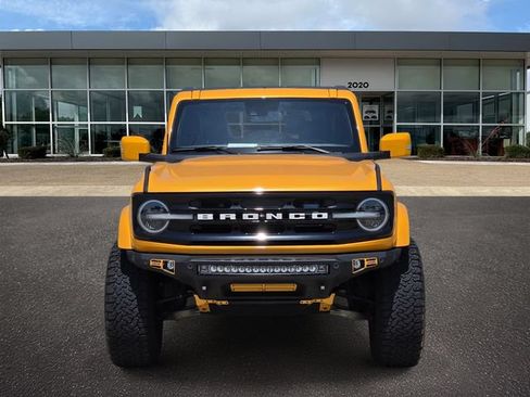 Used 2022 Ford Bronco Outer Banks AWD/4WD image 2