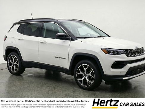 Used 2025 Jeep Compass Limited image 1