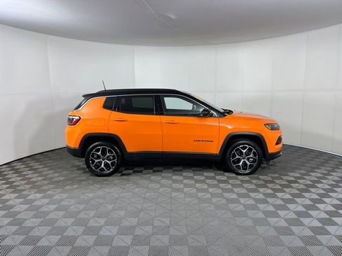 Used 2026 Jeep Compass Limited image 8
