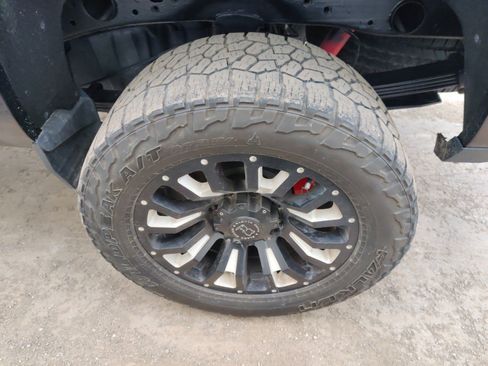 Used 2019 Chevrolet Silverado 2500 LTZ w/ Duramax Plus Package image 12