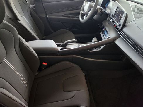 New 2026 Hyundai Elantra Sport FWD image 11