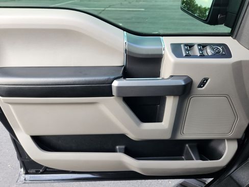 Used 2015 Ford F150 XLT w/ Equipment Group 301A Mid RWD image 23