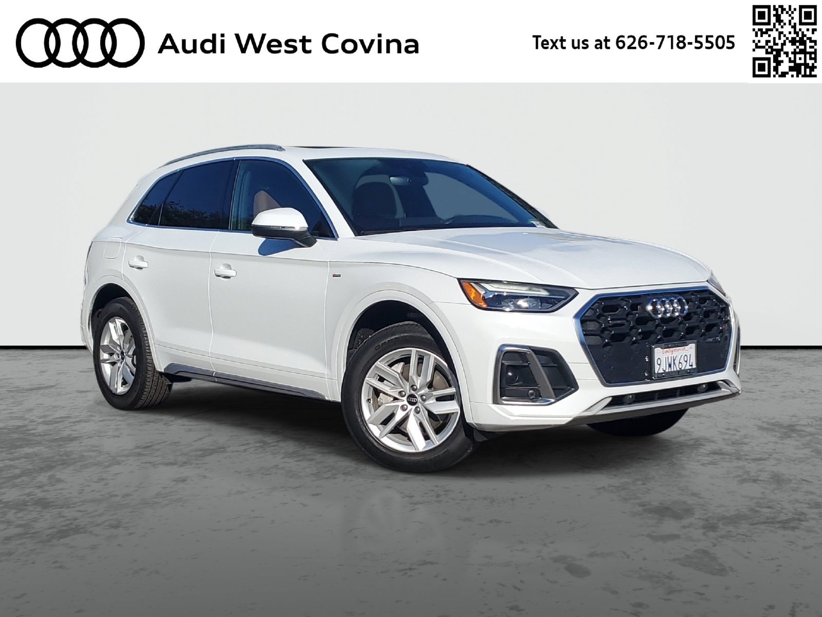 Used 2023 Audi Q5 2.0T Premium w/ Convenience Package AWD/4WD image 1