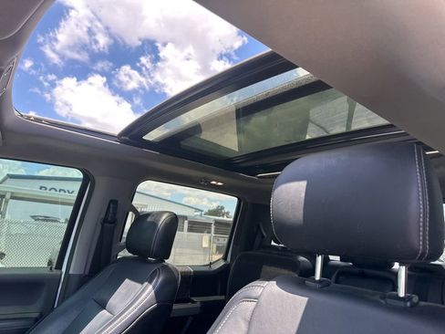 Used 2019 Ford F250 Lariat w/ Lariat Ultimate Package AWD/4WD image 5