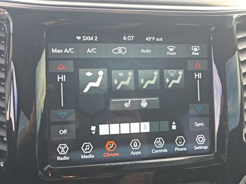 Used 2021 Jeep Cherokee Limited image 20