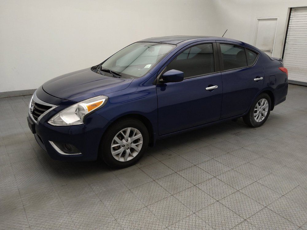 Used 2019 Nissan Versa SV w/ SV Special Edition Package FWD image 2