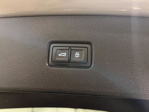 Used 2021 Audi SQ5 Premium Plus image 37