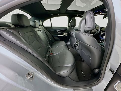 New 2026 Mercedes-Benz E 53 AMG e 4MATIC Sedan image 30