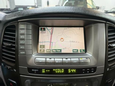 Used 2006 Toyota Land Cruiser AWD/4WD image 13