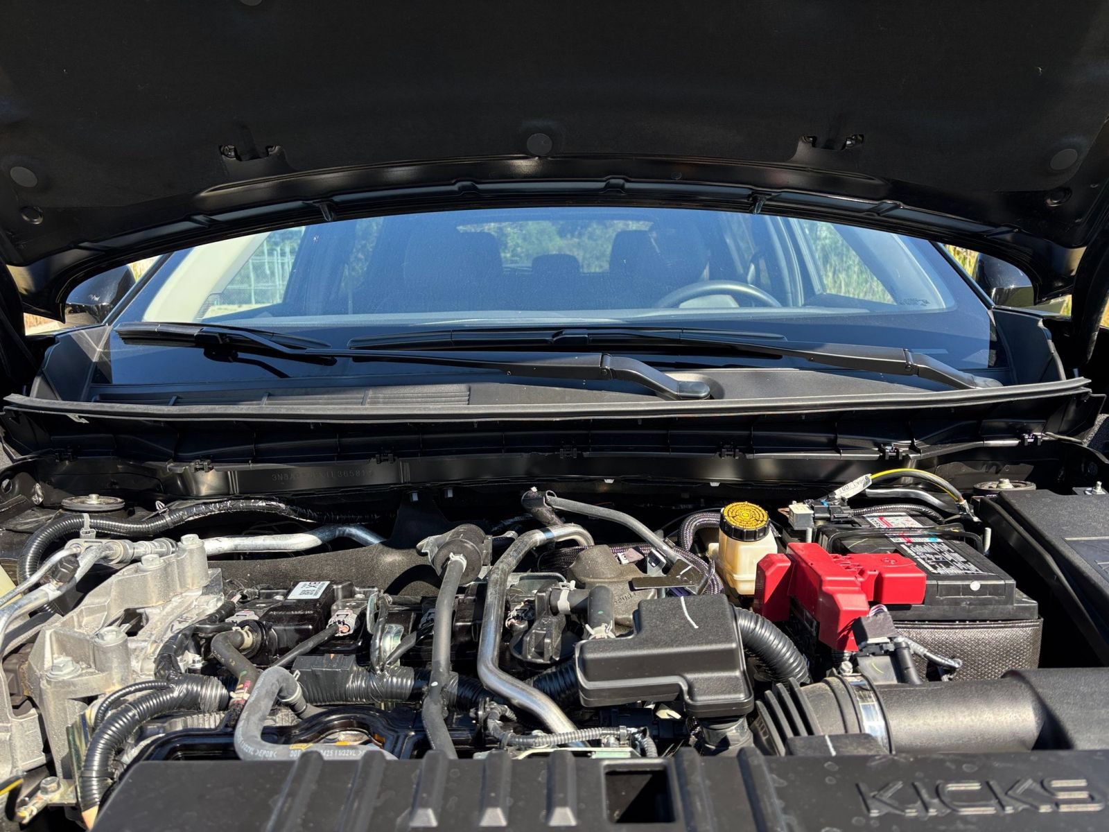 Used 2026 Nissan Kicks SR AWD/4WD image 30