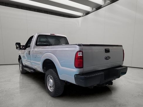 Used 2015 Ford F250 XL w/ Power Equipment Group AWD/4WD image 2