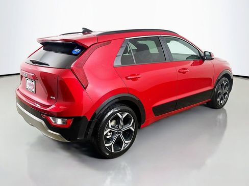 Certified 2025 Kia Niro EX Touring image 19