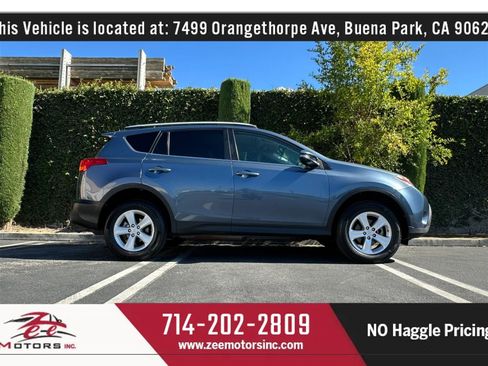 Used 2014 Toyota RAV4 XLE FWD image 6