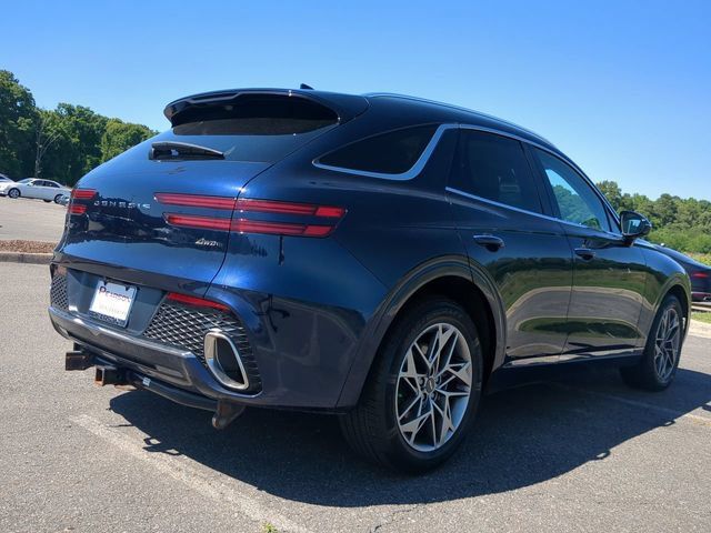 Used 2022 Genesis GV70 2.5T w/ Advanced Package AWD/4WD image 4